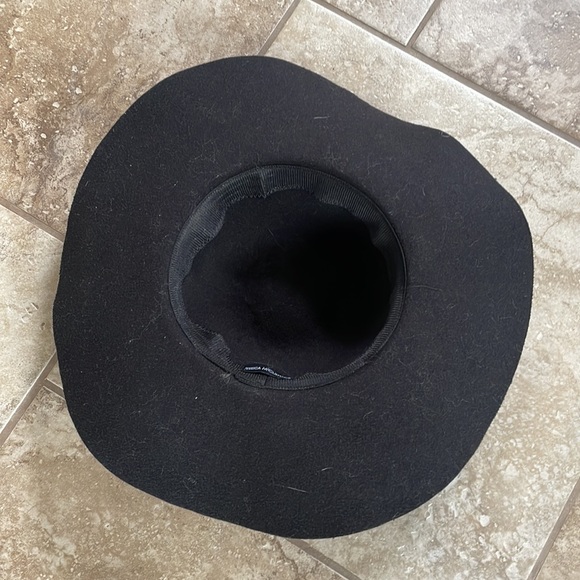 Jessica McClintock Wool Hat - Picture 4 of 6